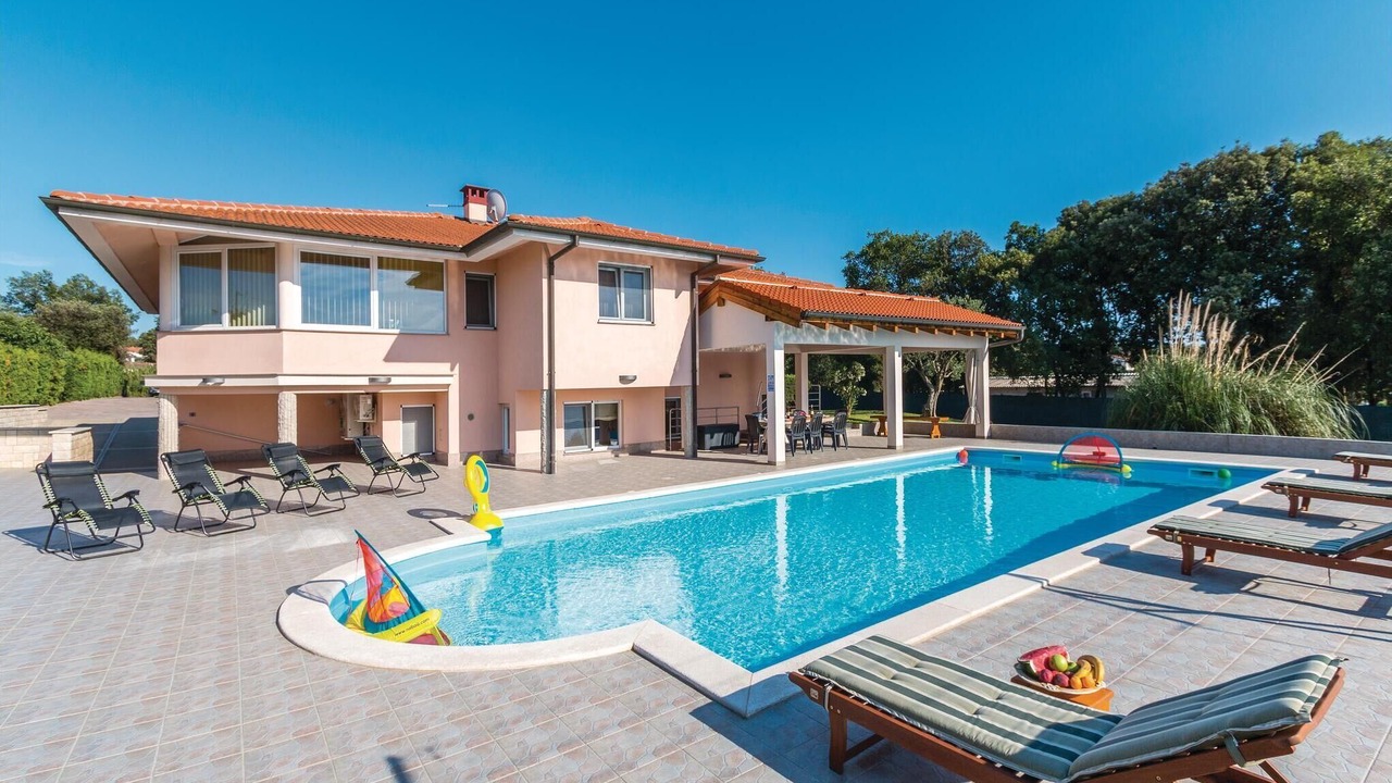 Photo of Outdoor in Pula