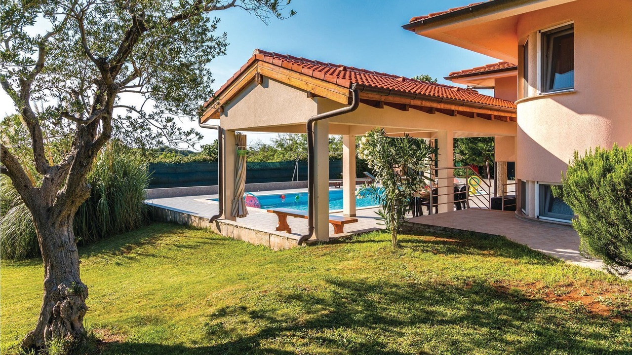 Photo of Outdoor in Pula