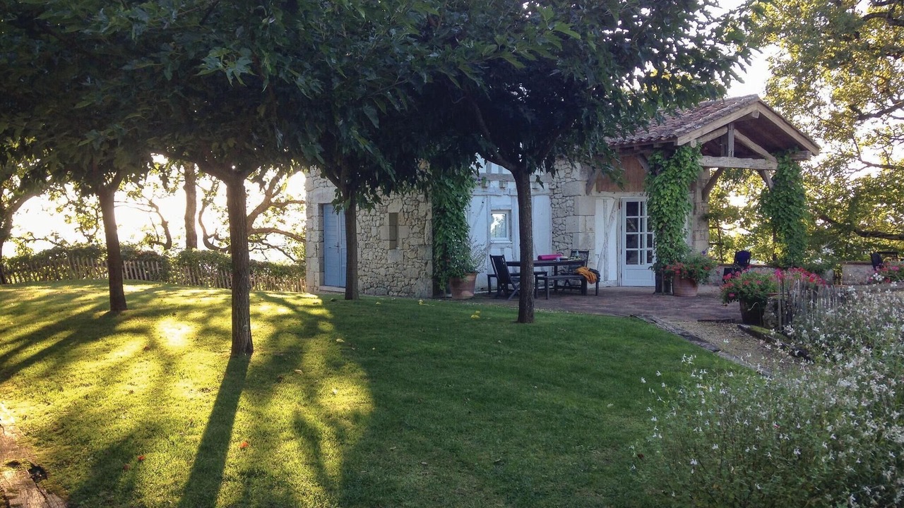 Photo of Outdoor in Beauville