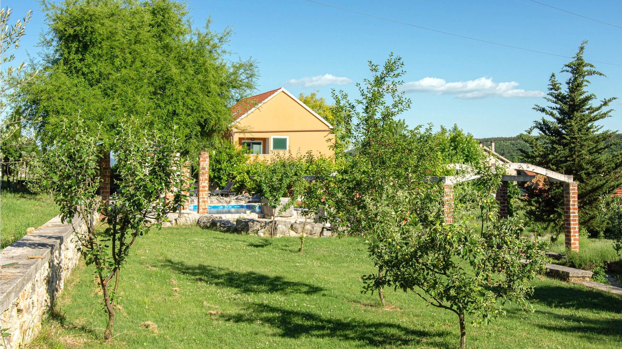 Photo of Others in Sinj