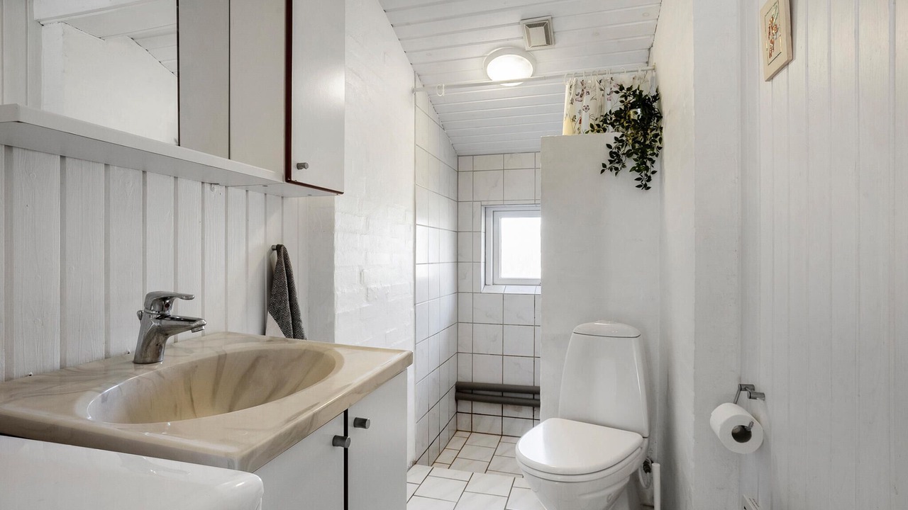 Photo of Bathroom in Strandby