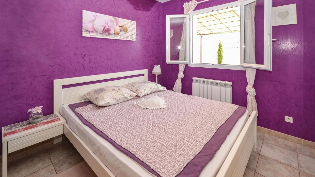 Photo of Others in Maubec