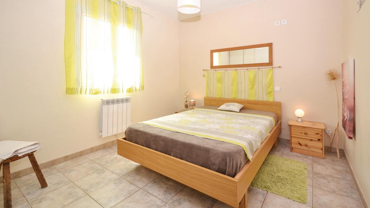 Photo of Others in Maubec