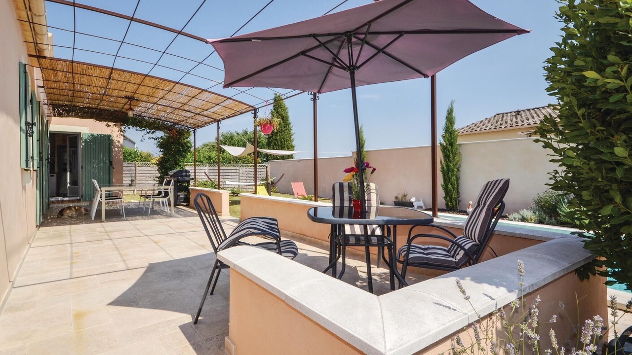 Photo of Others in Maubec