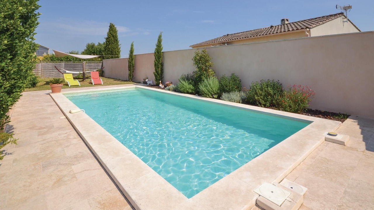 Photo of Outdoor in Maubec