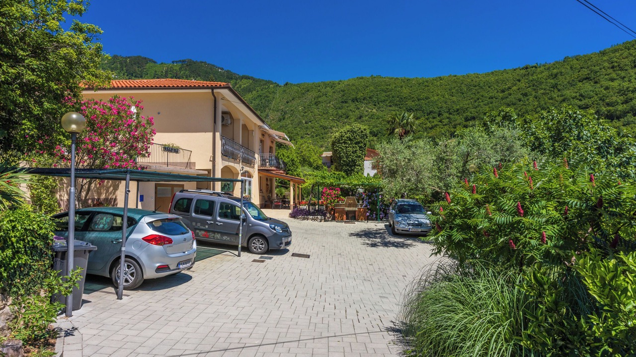 Photo of Outdoor in Obrs