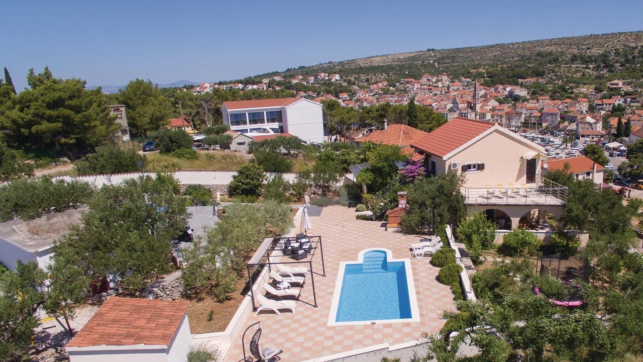 Photo of Others in Milna (Brac)