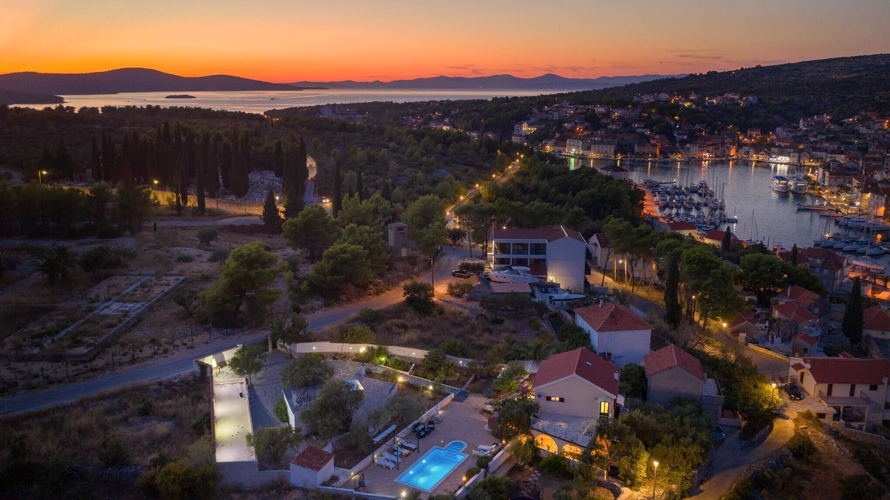 Photo of Others in Milna (Brac)