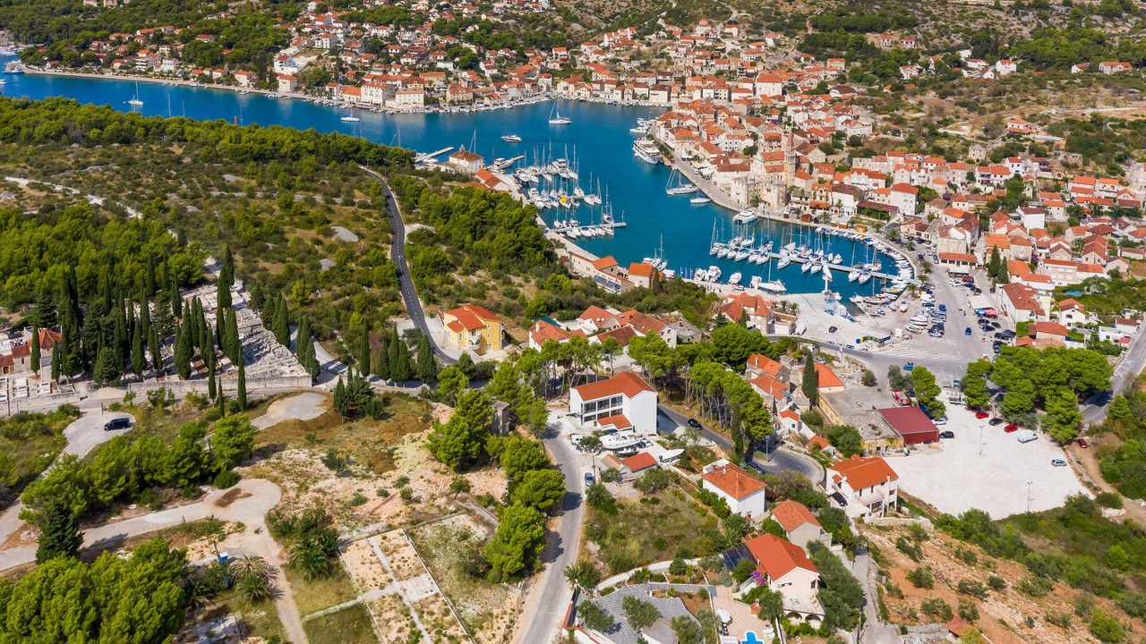 Photo of Others in Milna (Brac)