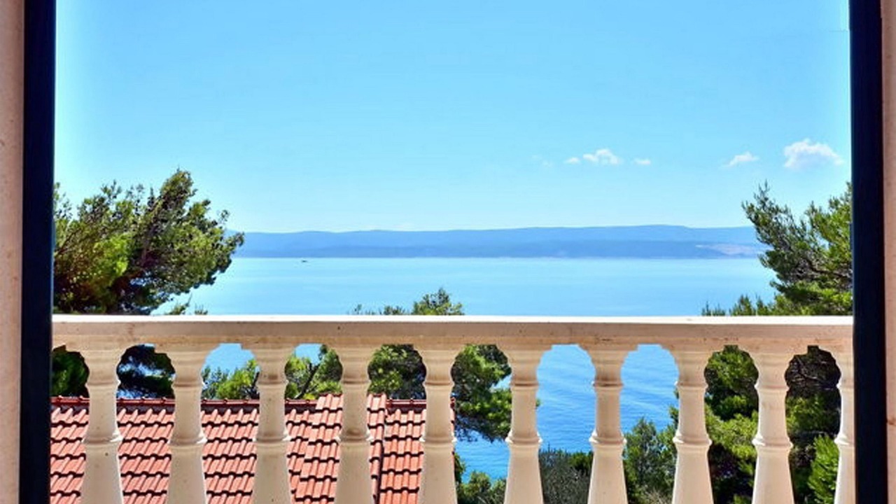 Photo of Outdoor in Medici