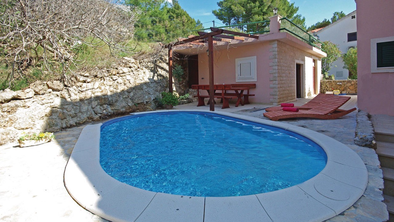 Photo of Outdoor in Medici