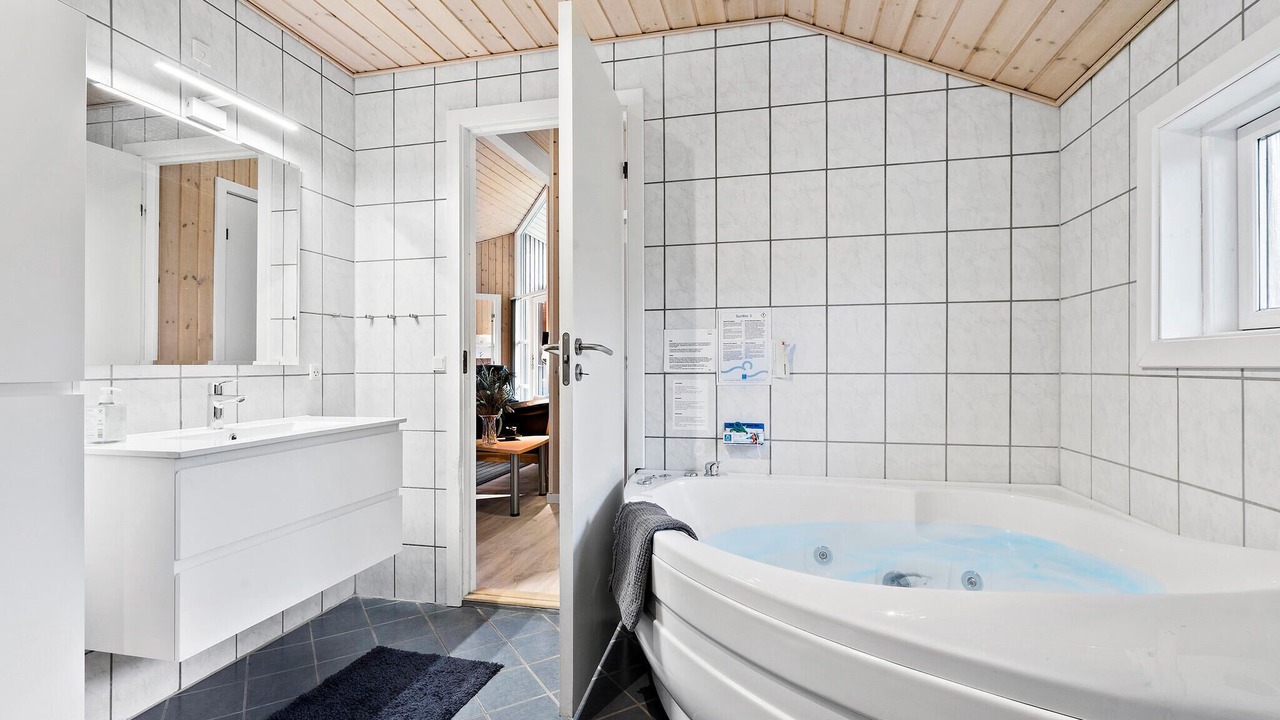 Photo of Bathroom in Bork Havn