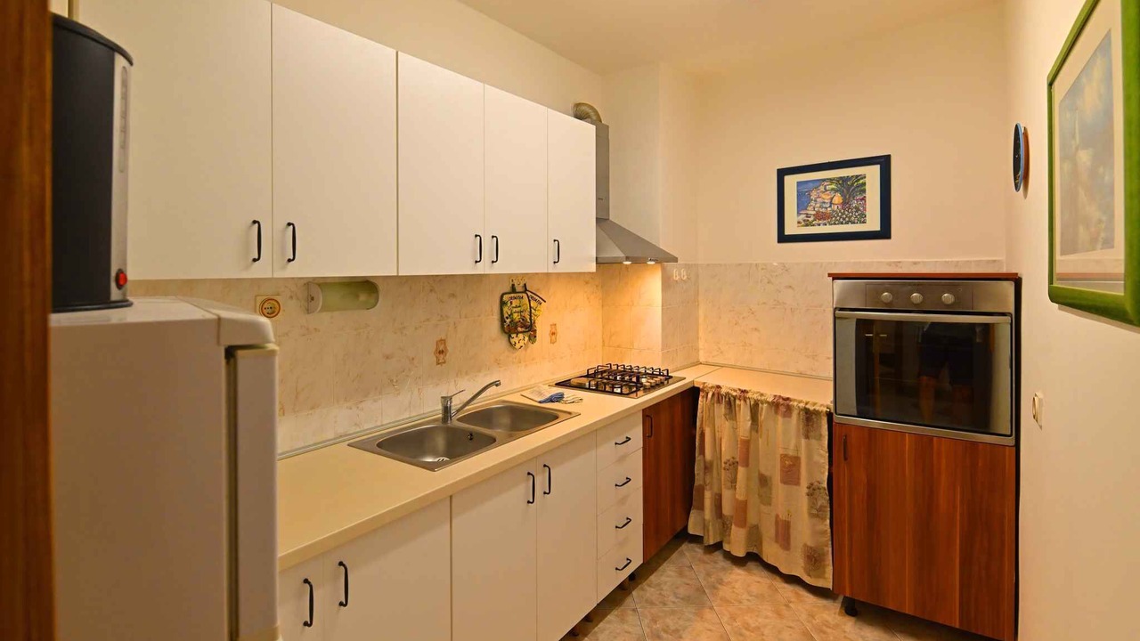 Photo of Kitchen in Plomin