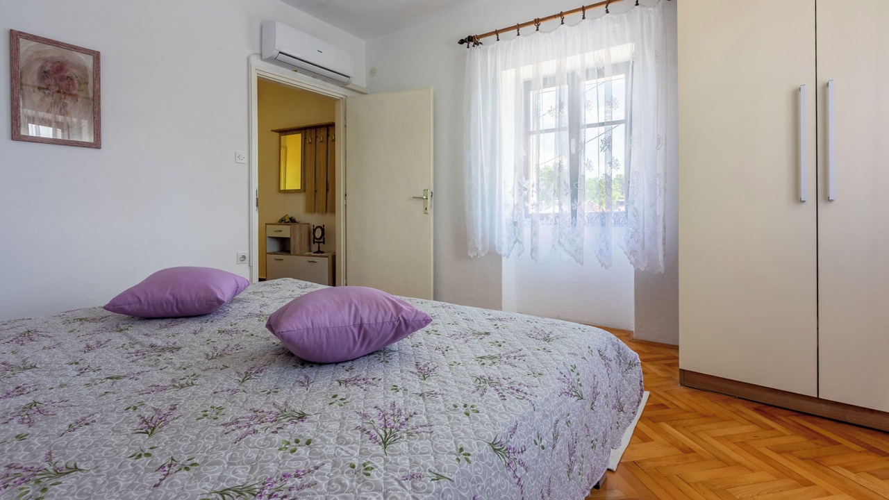 Photo of Bedroom in Grizane