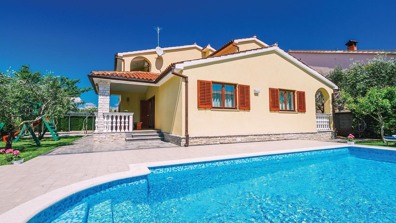 Photo of Outdoor in Valbandon