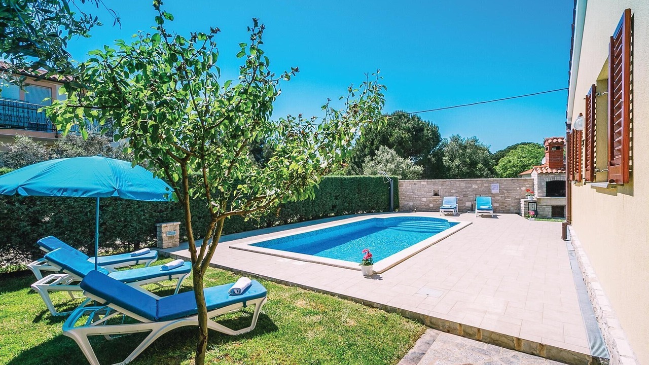 Photo of Outdoor in Valbandon