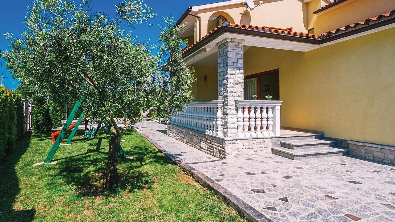 Photo of Outdoor in Valbandon