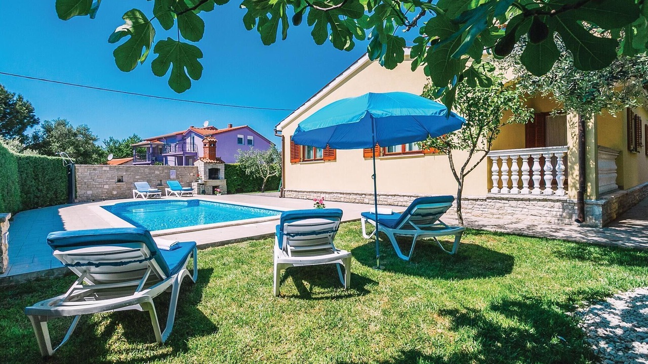 Photo of Outdoor in Valbandon