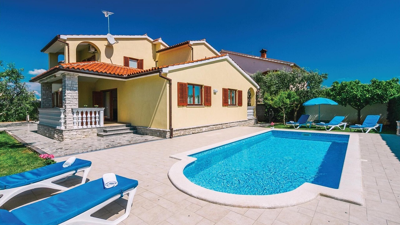 Photo of Outdoor in Valbandon