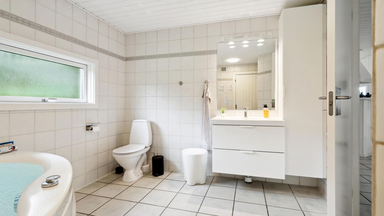 Photo of Bathroom in Hejlsminde Strand