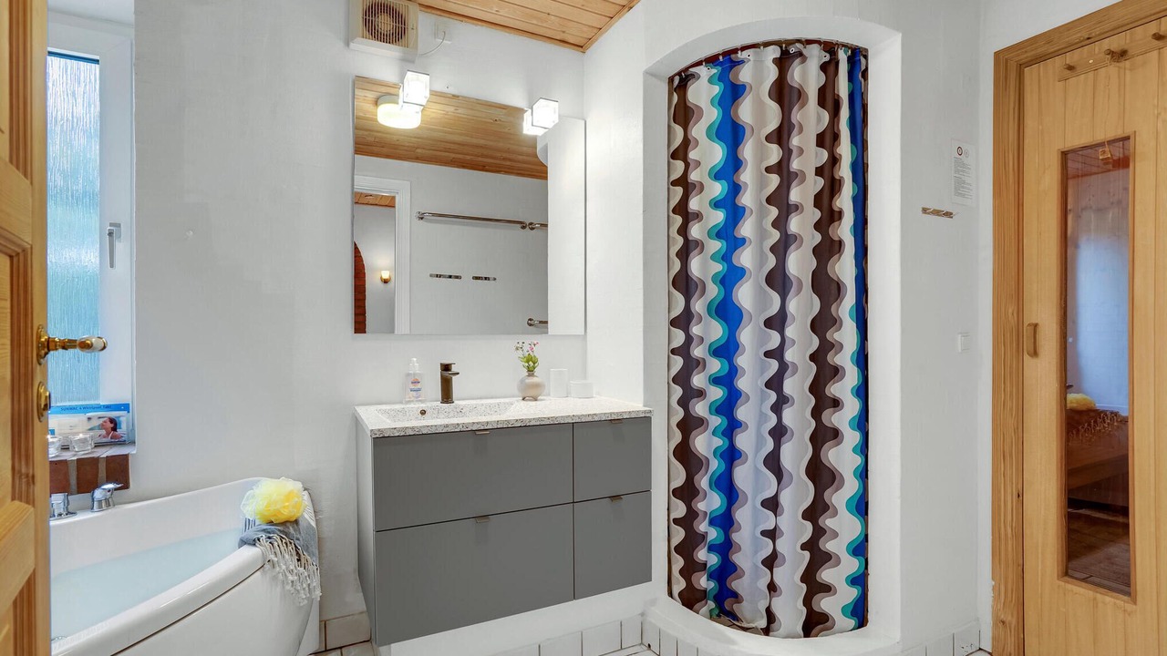 Photo of Bathroom in Harboore