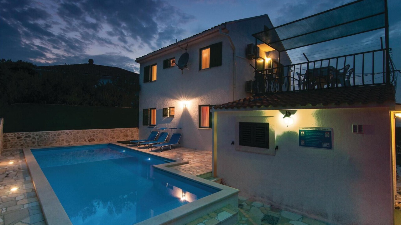 Photo of Outdoor in Rogac
