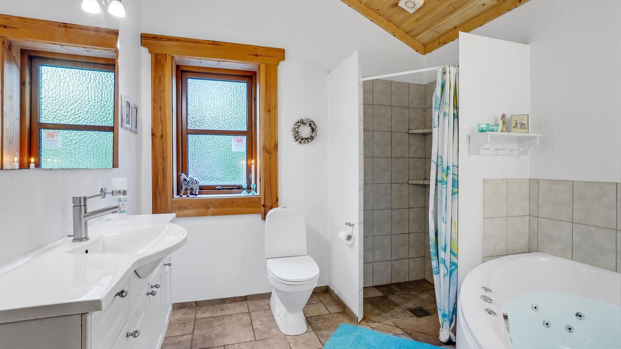 Photo of Bathroom in Farso