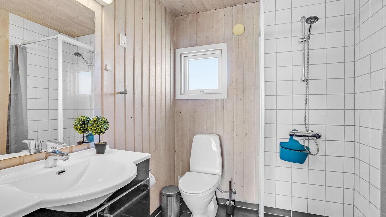 Photo of Bathroom in Klitmoller