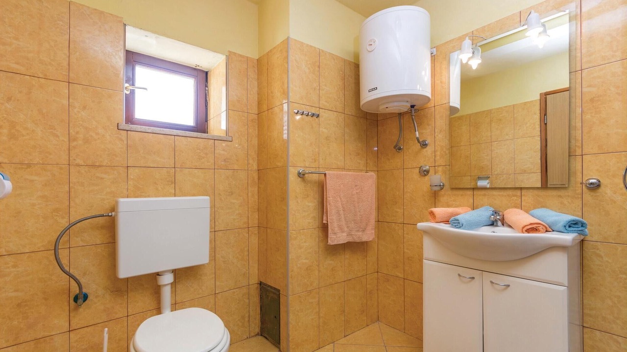 Photo of Bathroom in Jezenj