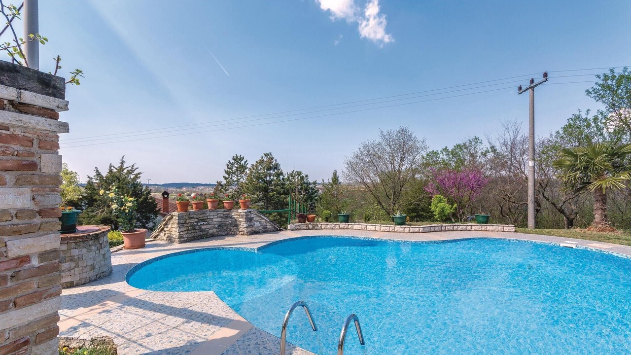 Photo of Outdoor in Jezenj