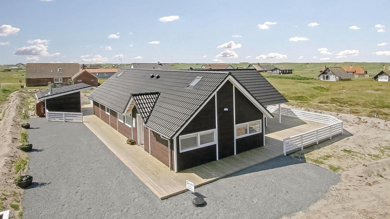 Photo of Outdoor in Vrist Strand