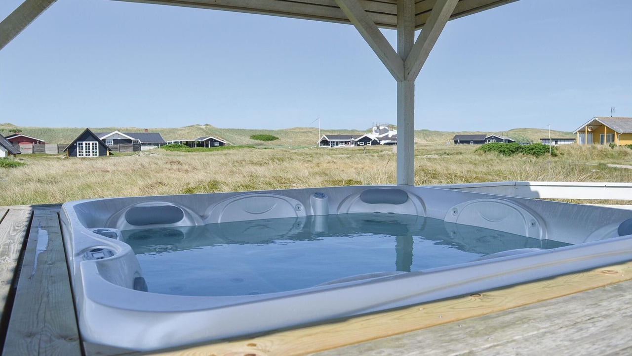 Photo of Outdoor in Vrist Strand