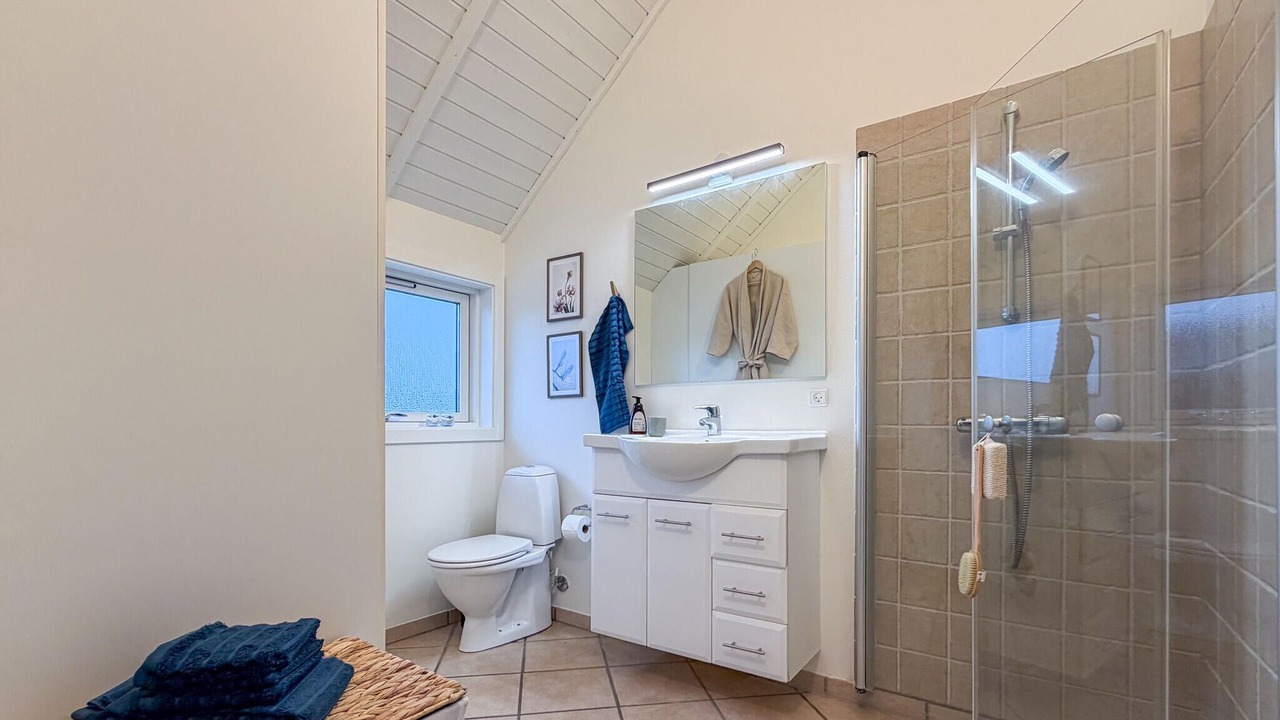 Photo of Bathroom in Vrist Strand
