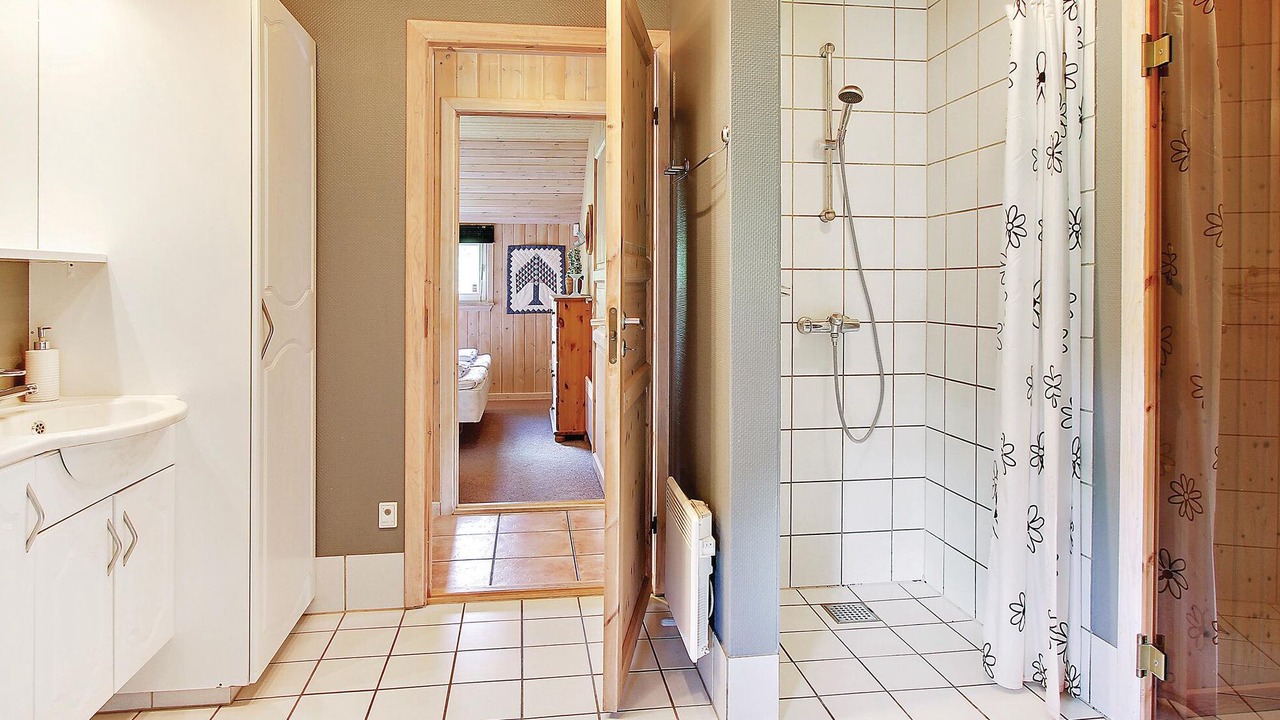 Photo of Bathroom in Jegum