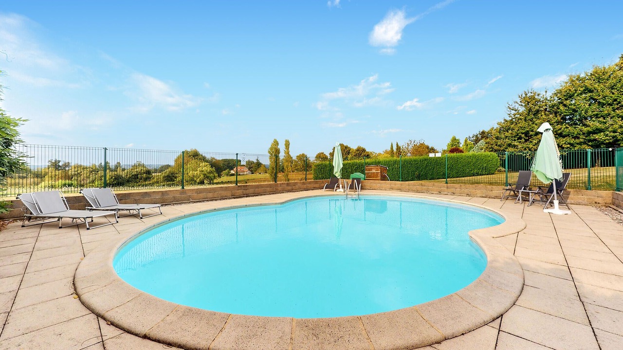 Photo of Outdoor in Saint-Saud-Lacoussiere