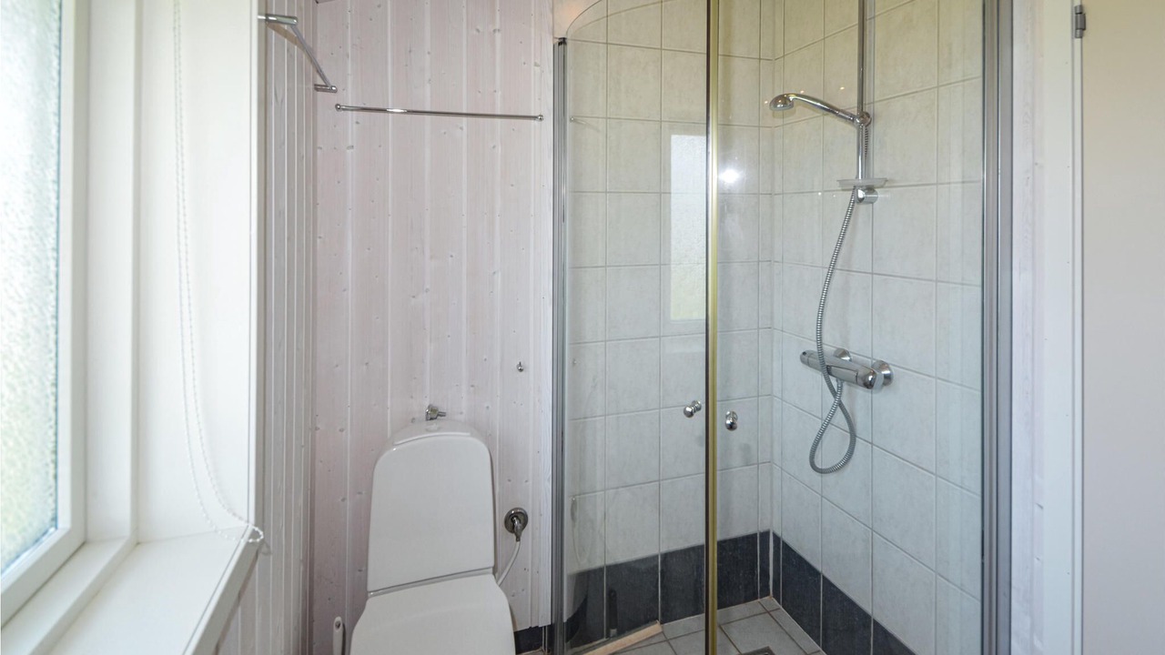 Photo of Bathroom in Pøt Strandby