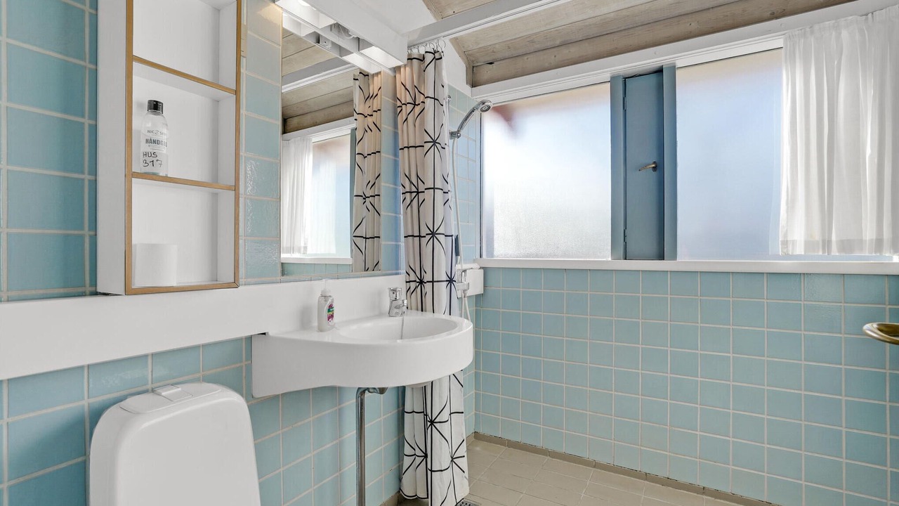 Photo of Bathroom in Aabenraa