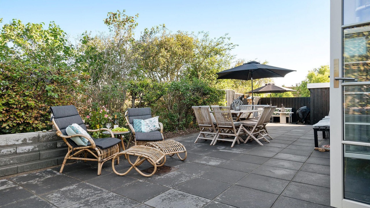 Photo of Others in Frolunde