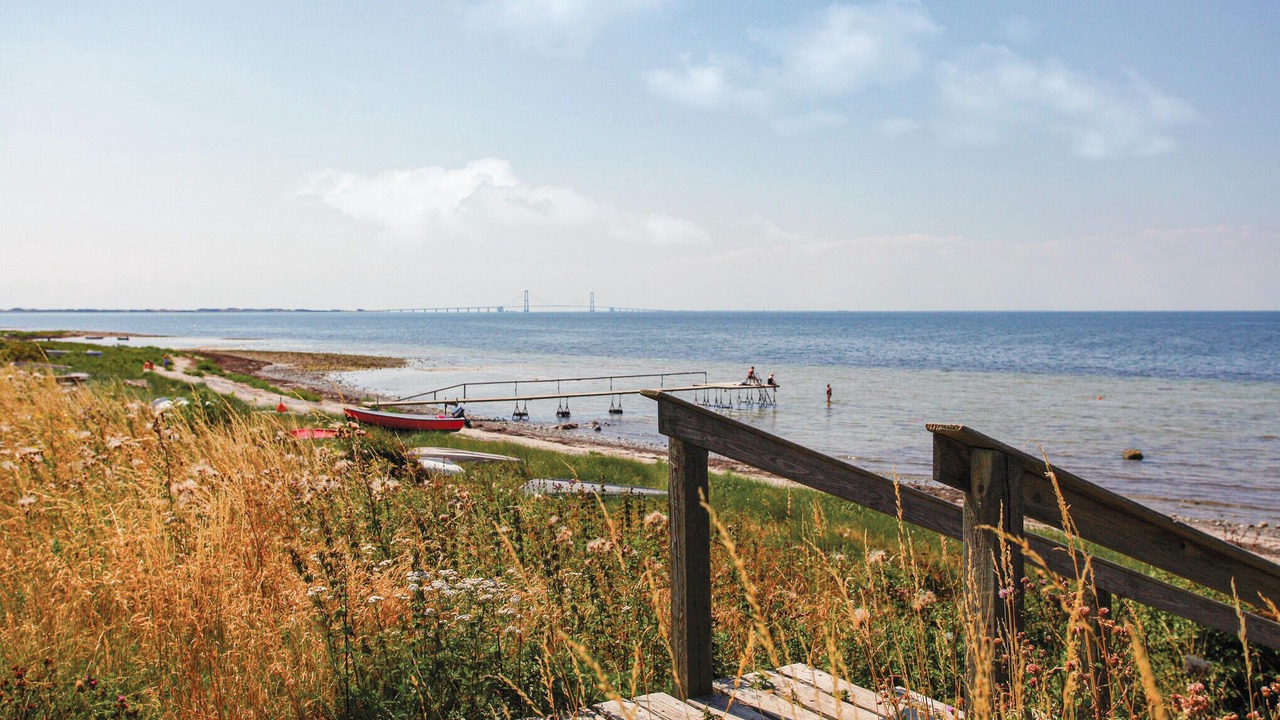 Photo of Others in Frolunde