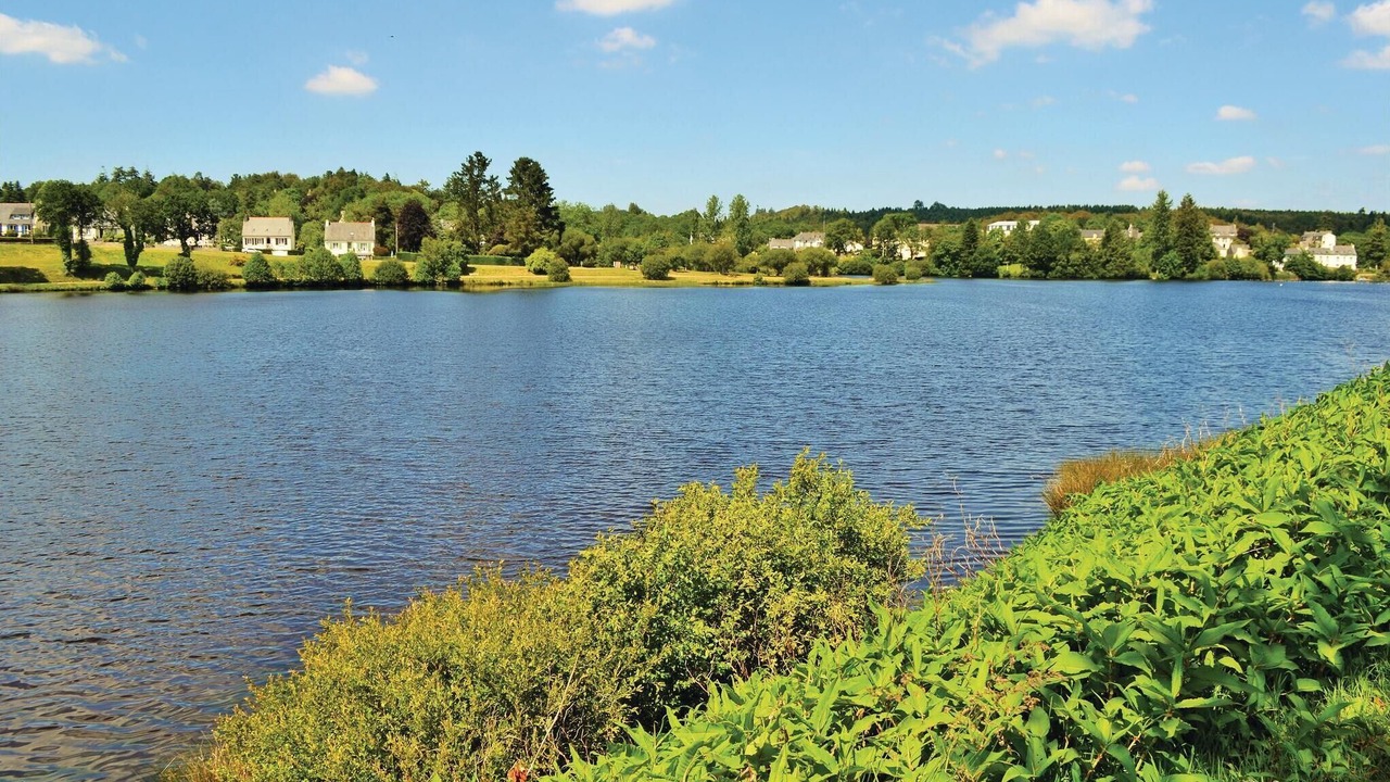 Photo of Others in Le Cloitre-Saint-Thegonnec