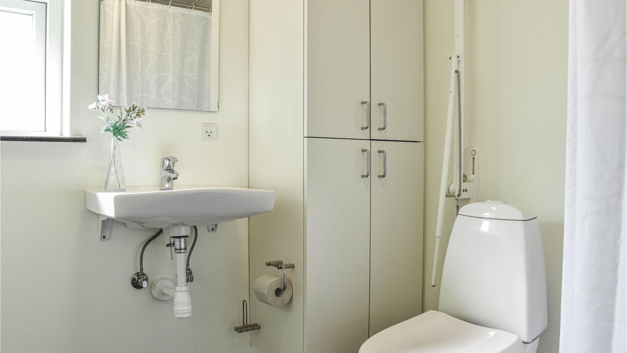 Photo of Bathroom in Spjald