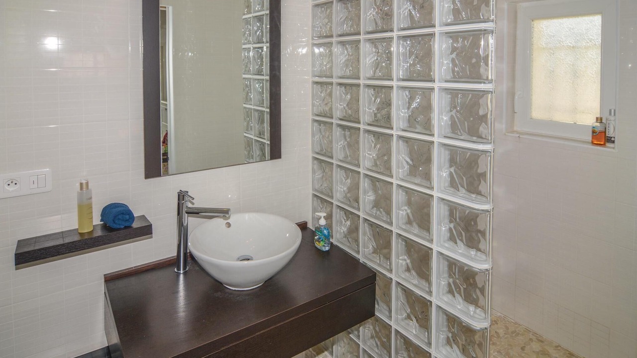 Photo of Bathroom in Aigues-Mortes