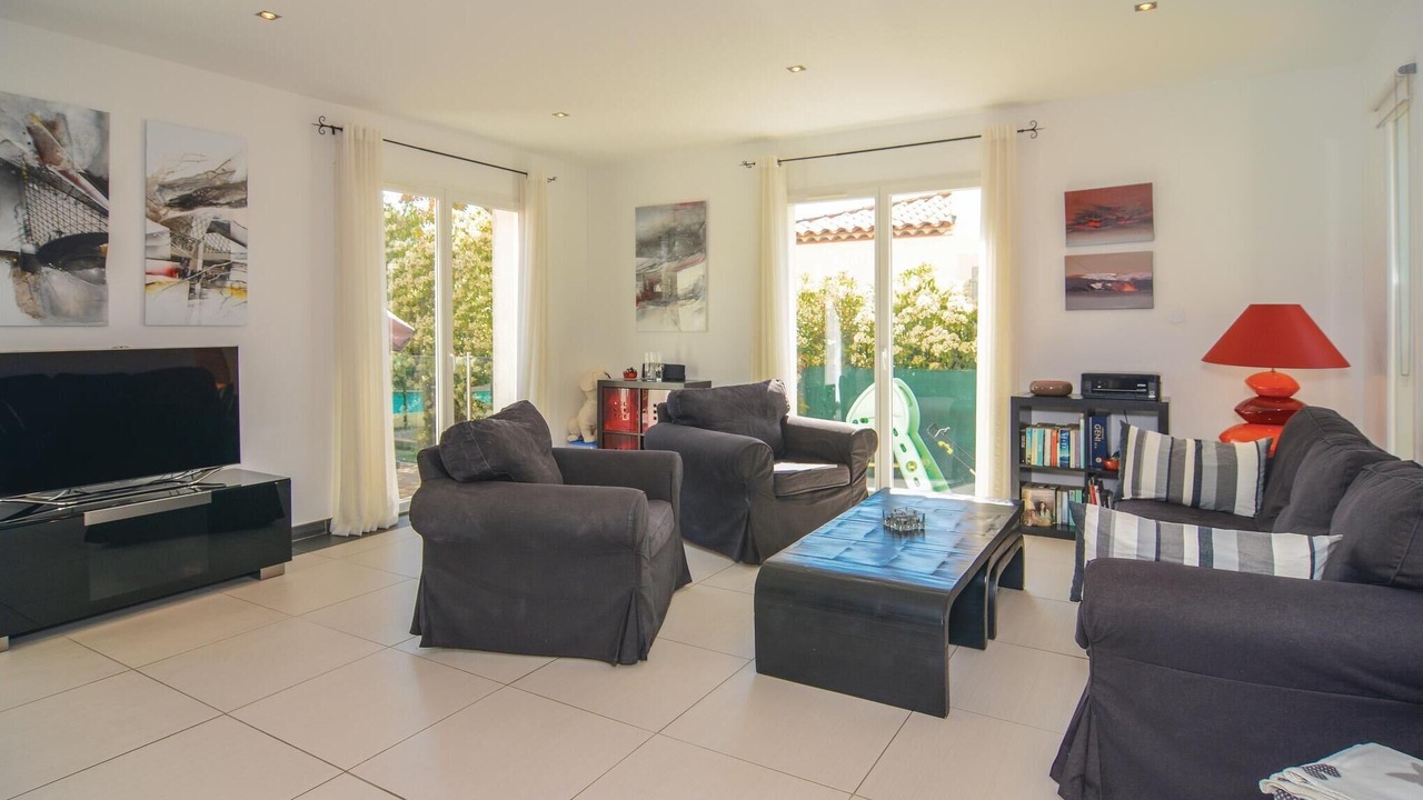 Photo of Bedroom in Aigues-Mortes