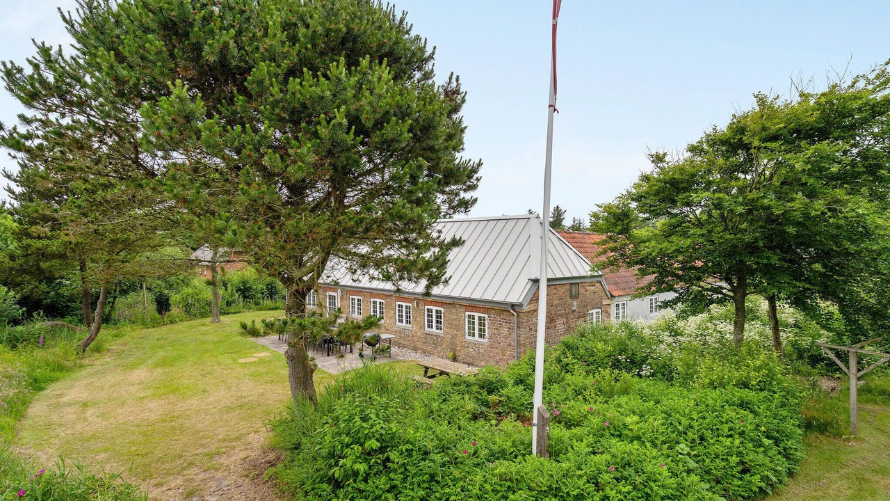 Photo of Others in Sundhuse