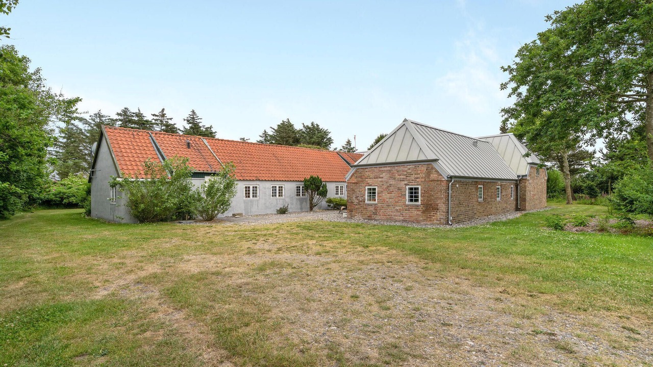 Photo of Others in Sundhuse