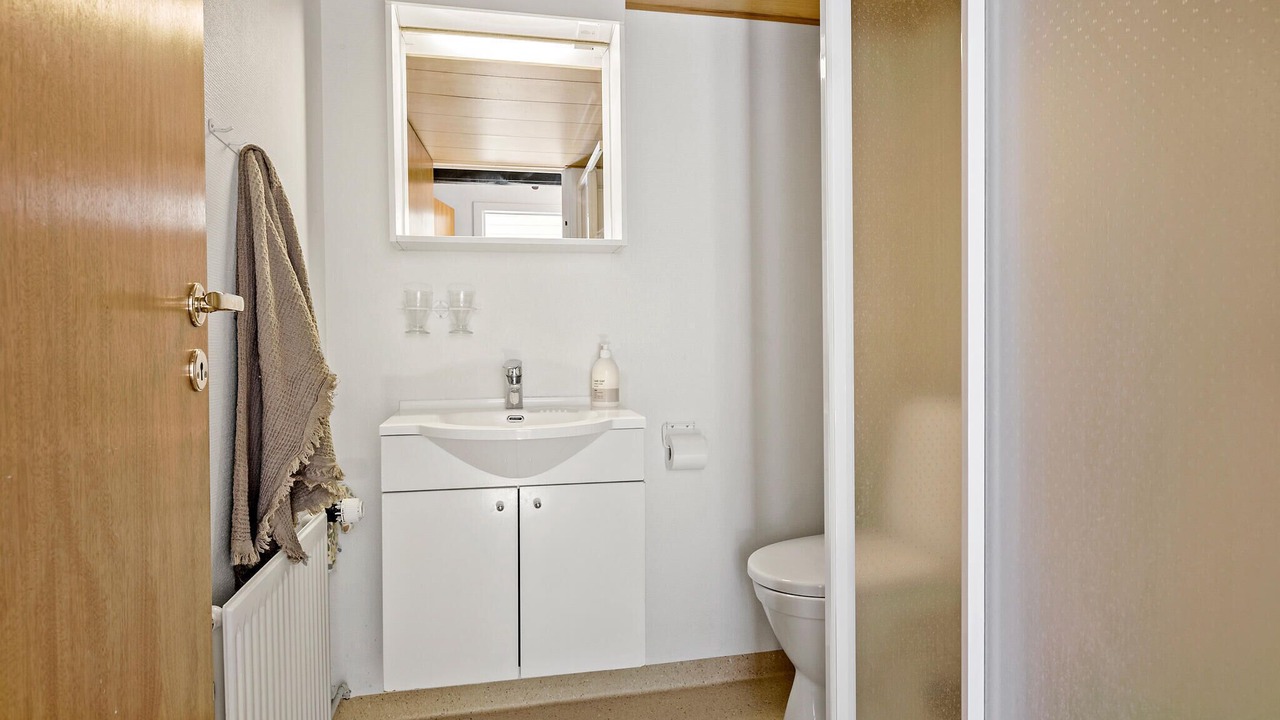 Photo of Bathroom in Akirkeby