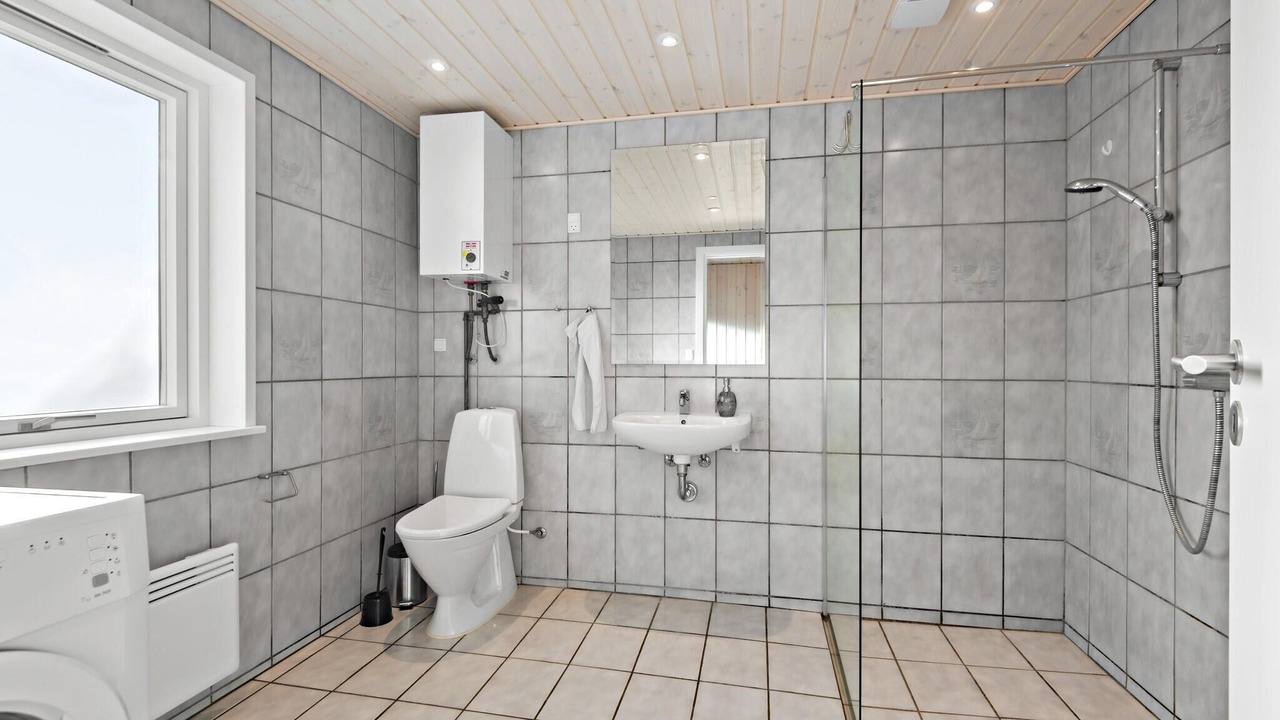 Photo of Bathroom in Sønderstrand