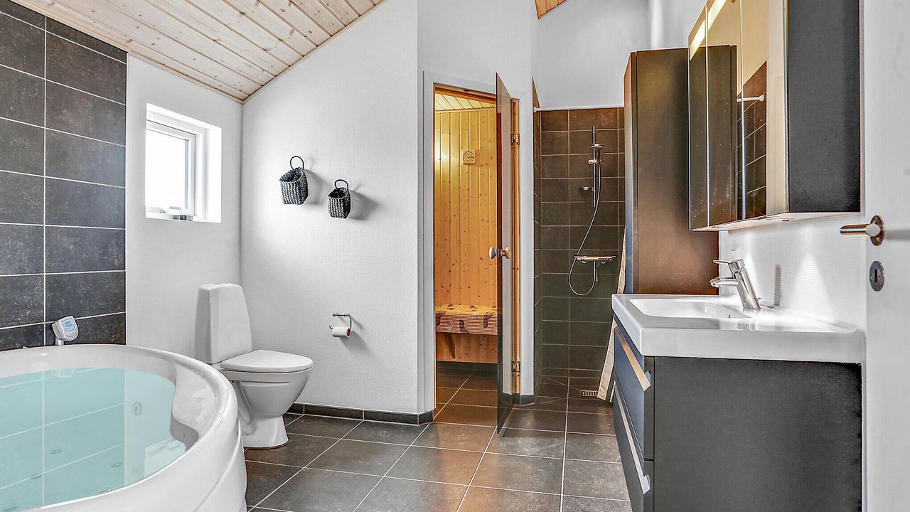 Photo of Bathroom in Skastrup