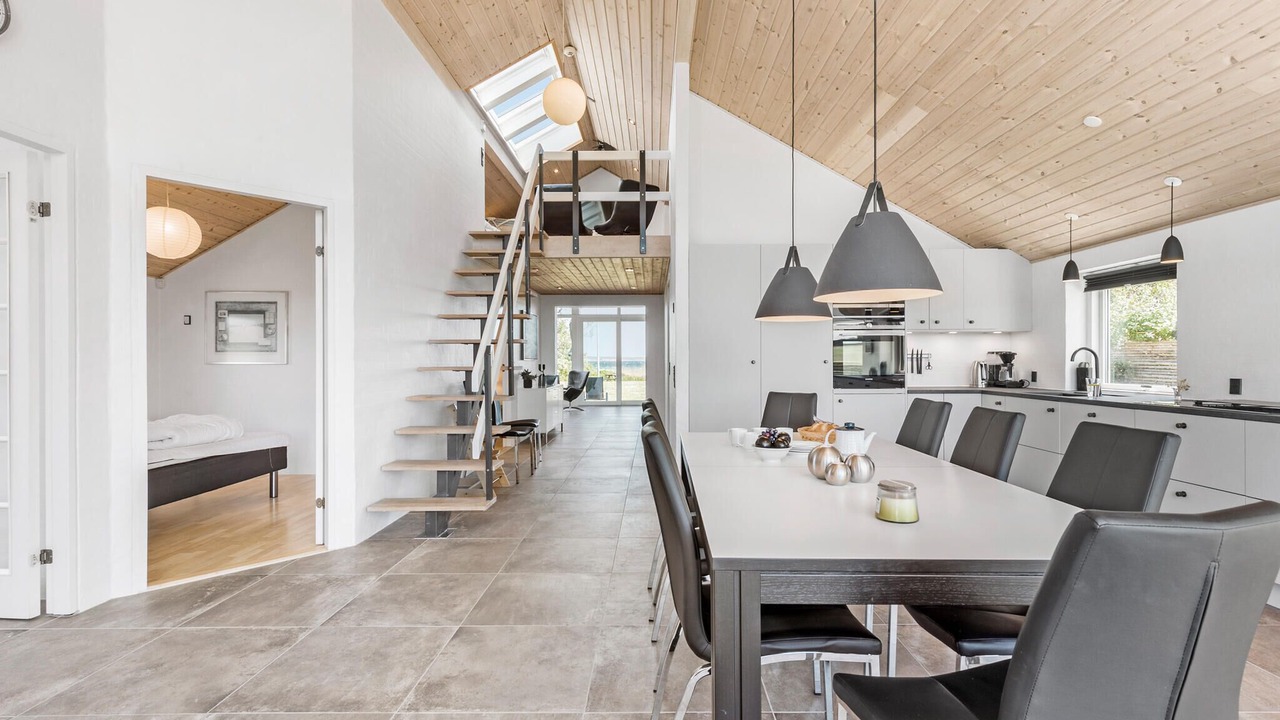 Photo of Others in Femmøller