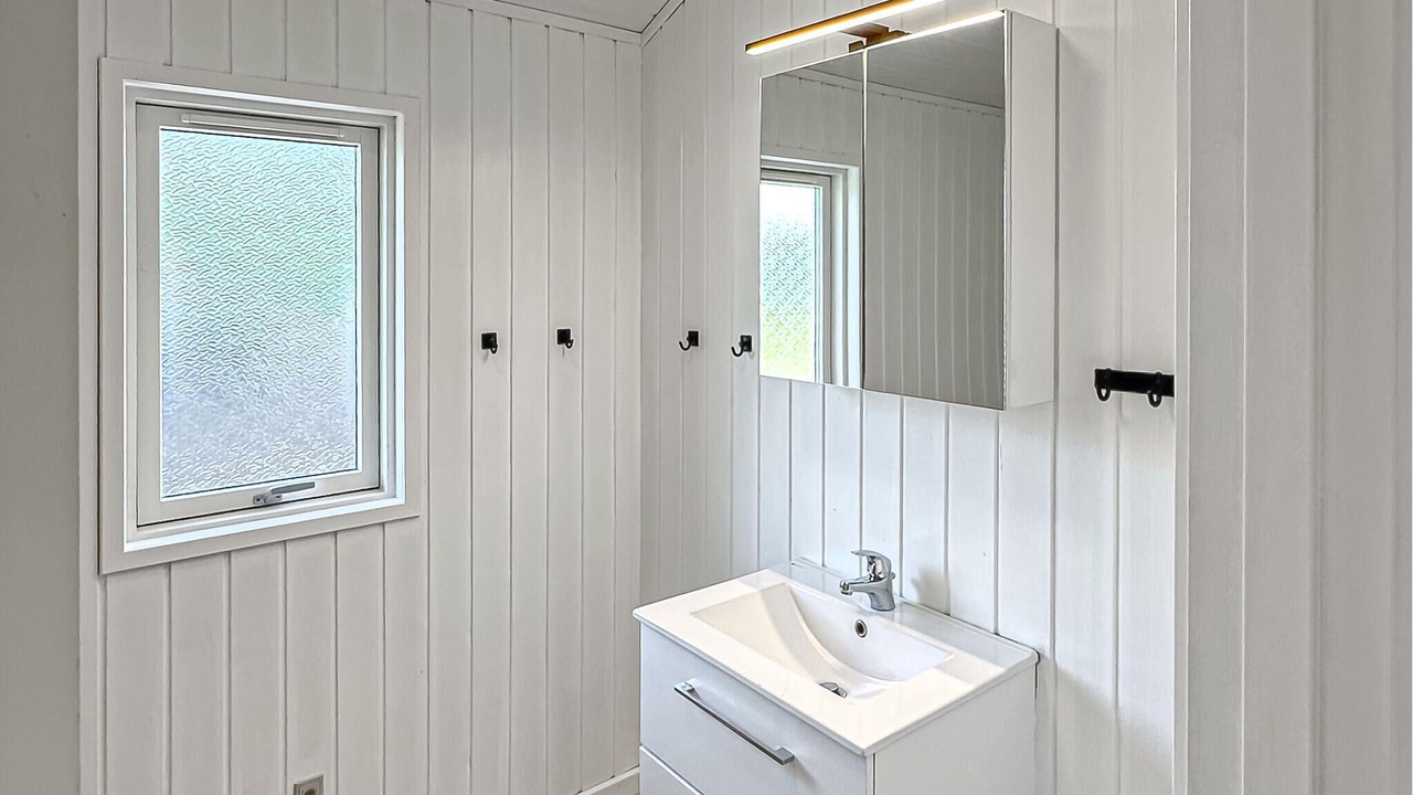 Photo of Bathroom in Strandby